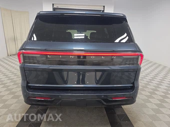 2025 Lincoln Navigator Reserve - miniatura 5