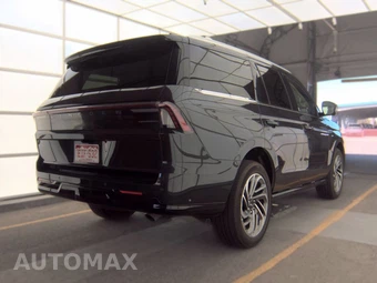 2025 Lincoln Navigator Reserve - miniatura 4