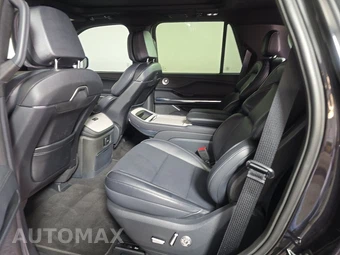 2025 Lincoln Navigator Reserve - miniatura 13