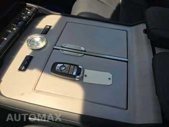 2025 Lincoln Navigator Reserve - miniatura 5