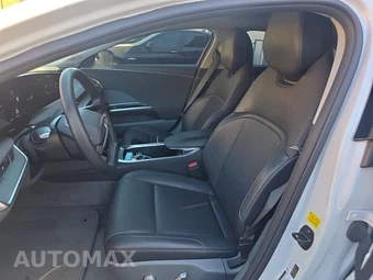 2025 Lucid Air Pure - miniatura 13