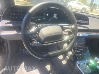 2025 Lucid Air Touring - miniatura 10