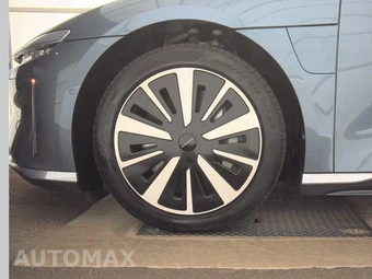 2025 Lucid Air Touring - miniatura 9