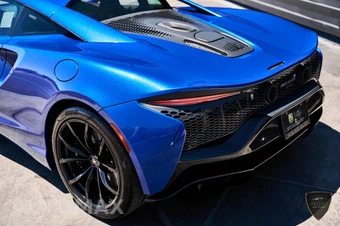 2025 McLaren Artura Performance Coupe – miniatura 11