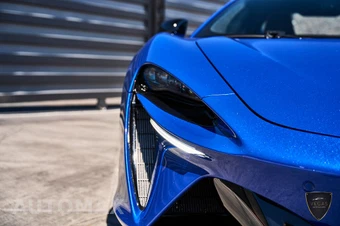 2025 McLaren Artura Performance Coupe – miniatura 8