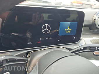 2025 Mercedes-Benz AMG C 43 4MATIC – miniatura 12