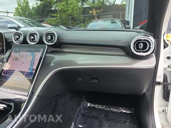 2025 Mercedes-Benz AMG C 43 4MATIC - miniatura 19