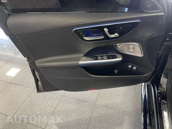 2025 Mercedes-Benz AMG C 63 S E Performance - miniatura 24