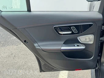 2025 Mercedes-Benz AMG C 63 S E Performance - miniatura 40