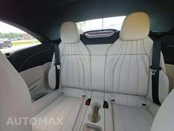 2025 Mercedes-Benz AMG CLE 53 4MATIC+ Convertible – miniatura 10