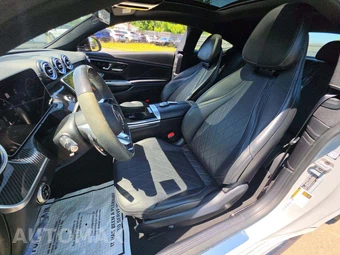 2025 Mercedes-Benz AMG CLE 53 4MATIC+ Coupe - miniatura 3