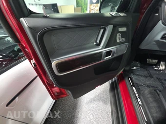 2025 Mercedes-Benz AMG G 63 4MATIC – miniatura 9