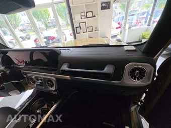 2025 Mercedes-Benz AMG G 63 4MATIC – miniatura 19
