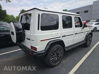 2025 Mercedes-Benz AMG G 63 4MATIC - miniatura 3