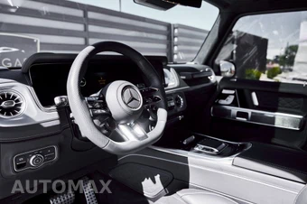 2025 Mercedes-Benz AMG G 63 4MATIC - miniatura 2