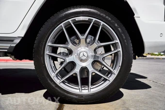 2025 Mercedes-Benz AMG G 63 4MATIC - miniatura 21