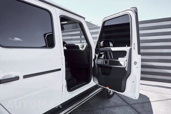 2025 Mercedes-Benz AMG G 63 4MATIC - miniatura 25