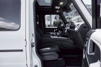 2025 Mercedes-Benz AMG G 63 4MATIC - miniatura 26