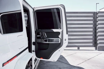 2025 Mercedes-Benz AMG G 63 4MATIC - miniatura 27