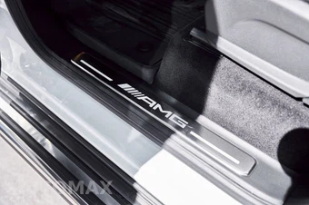 2025 Mercedes-Benz AMG G 63 4MATIC - miniatura 38