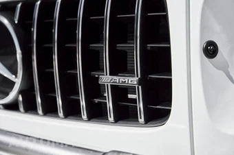 2025 Mercedes-Benz AMG G 63 4MATIC - miniatura 9
