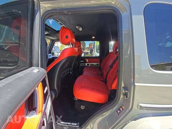 2025 Mercedes-Benz AMG G 63 4MATIC - miniatura 10