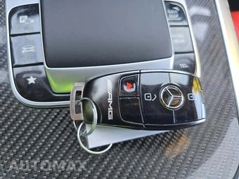 2025 Mercedes-Benz AMG G 63 4MATIC - miniatura 5