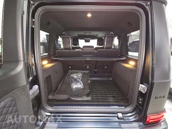 2025 Mercedes-Benz AMG G 63 4MATIC – miniatura 14