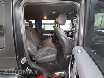2025 Mercedes-Benz AMG G 63 4MATIC – miniatura 16
