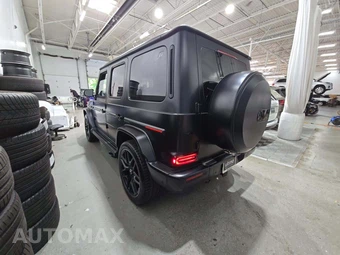 2025 Mercedes-Benz AMG G 63 4MATIC – miniatura 2