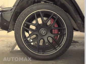 2025 Mercedes-Benz AMG G 63 4MATIC – miniatura 9
