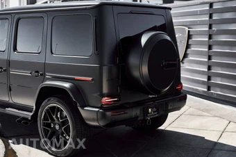2025 Mercedes-Benz AMG G 63 4MATIC - miniatura 10