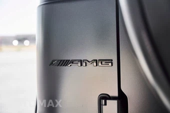 2025 Mercedes-Benz AMG G 63 4MATIC - miniatura 13