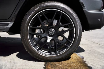 2025 Mercedes-Benz AMG G 63 4MATIC - miniatura 20