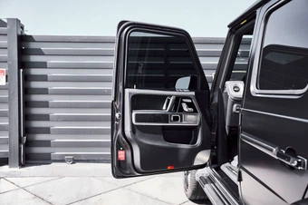 2025 Mercedes-Benz AMG G 63 4MATIC - miniatura 30