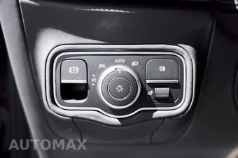 2025 Mercedes-Benz AMG G 63 4MATIC - miniatura 55