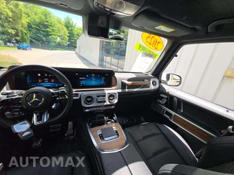 2025 Mercedes-Benz AMG G 63 4MATIC – miniatura 10