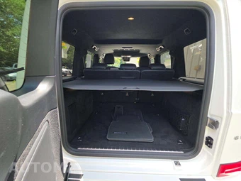 2025 Mercedes-Benz AMG G 63 4MATIC – miniatura 14