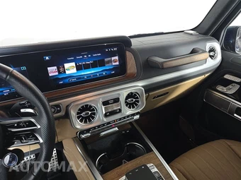 2025 Mercedes-Benz AMG G 63 4MATIC – miniatura 11