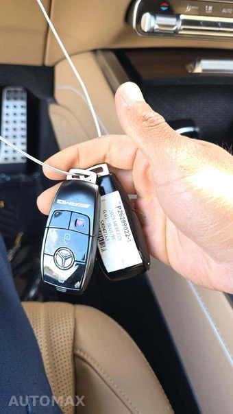 2025 Mercedes-Benz AMG G 63 4MATIC – miniatura 18