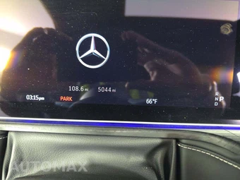 2025 Mercedes-Benz AMG G 63 4MATIC - miniatura 9