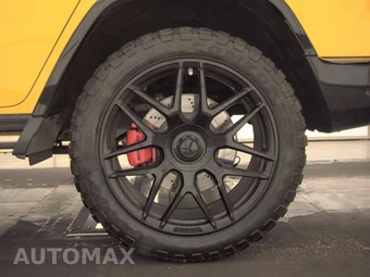 2025 Mercedes-Benz AMG G 63 4MATIC – miniatura 12