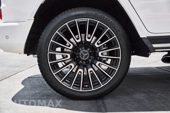 2025 Mercedes-Benz AMG G 63 4MATIC - miniatura 22