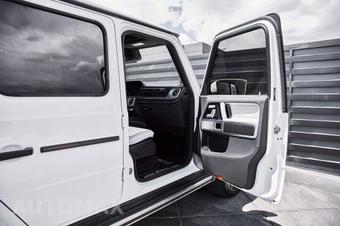 2025 Mercedes-Benz AMG G 63 4MATIC - miniatura 25