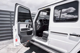 2025 Mercedes-Benz AMG G 63 4MATIC - miniatura 32