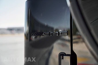 2025 Mercedes-Benz AMG G 63 4MATIC - miniatura 13