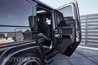 2025 Mercedes-Benz AMG G 63 4MATIC - miniatura 27