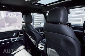 2025 Mercedes-Benz AMG G 63 4MATIC - miniatura 39