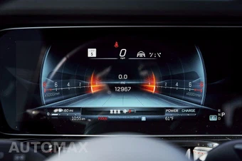 2025 Mercedes-Benz AMG G 63 4MATIC - miniatura 61