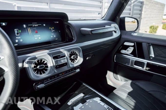 2025 Mercedes-Benz AMG G 63 4MATIC - miniatura 63